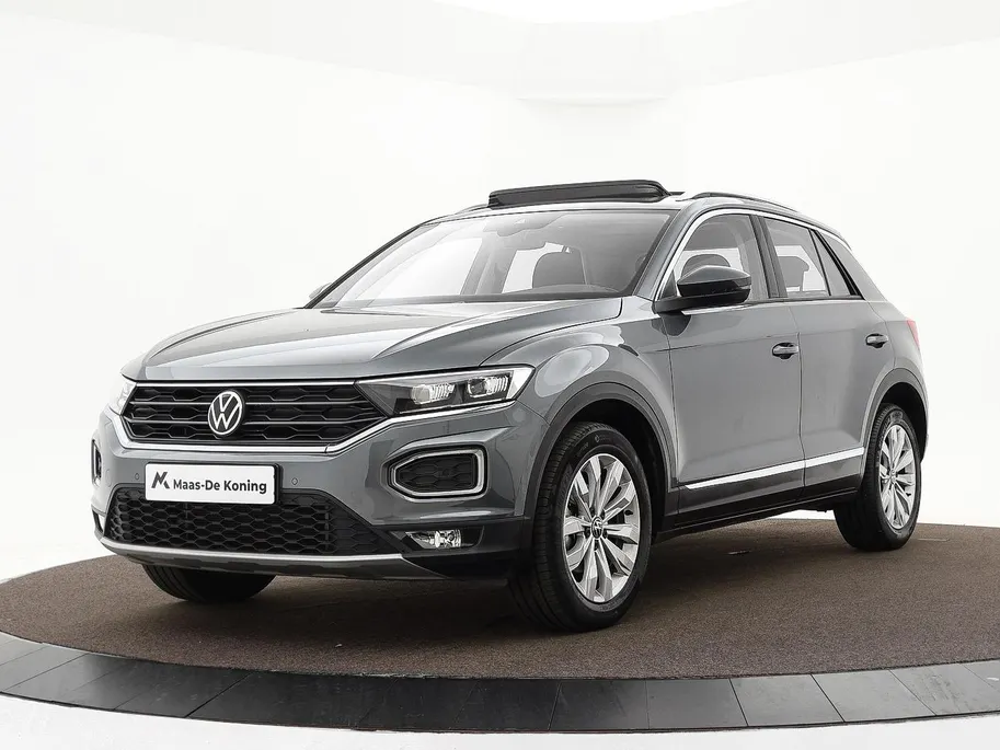 Volkswagen T-Roc 1.5 TSI 150pk DSG Sport · Panoramadak · Camera · Keyless · Apple/Android Car Play · Dodehoek Detectie · P-Sensoren · 17'' Inch ·