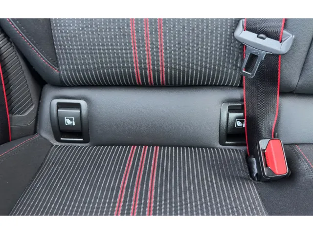Renault Clio 1.6 E-Tech Hybrid 145 AUT R.S. Line | Navigatie | Climat Control | Parkeersensoren