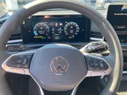 Volkswagen T-Roc Limited Edition 1.5 eTSI 116 PK 7 versn. DSG · Comfort pakket · Achteruitrijcamera · 18'LM velgen · Mega sale · Prijs is inclusief inruilpremie ·