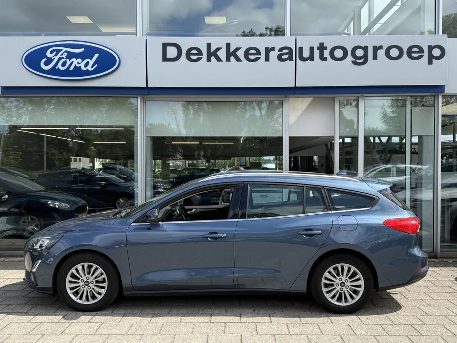 Ford Focus Wagon 1.0 EcoBoost Titanium +