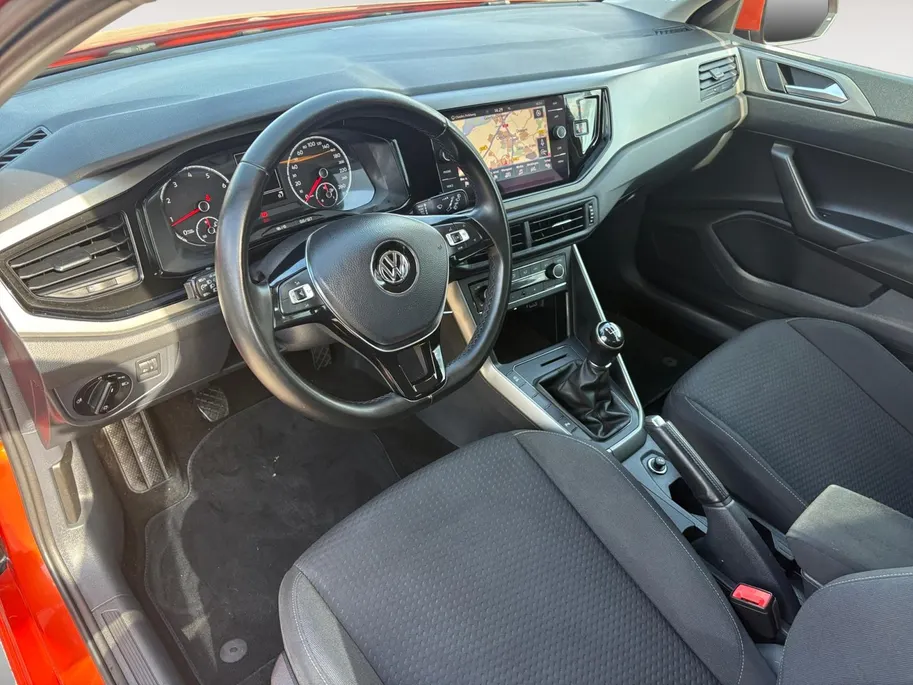 Volkswagen Polo 1.0 MPI Trendline | Navigatie | Stoelverwarming | Climate control
