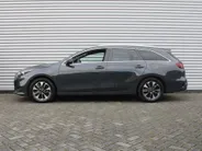Kia Ceed Sportswagon 1.0 T-GDi Design Edition | Stuur-/stoelverwarming | Cruise | Camera | 16' LM | Dodehoekdetectie | JBL audio | LED | Elektr. achterklep |