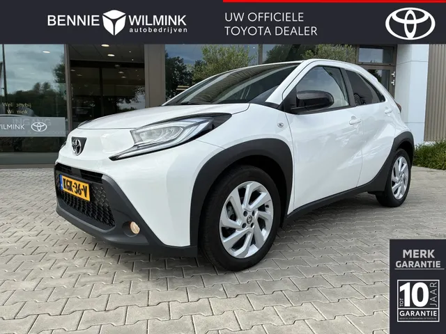 Toyota Aygo X 1.0 VVT-i first Edition | Stoelverwarming | Apple Car-Play