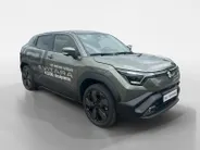 Suzuki e Vitara Style 61 kWh | Stuur/Stoel Verwarming | Dodehoekdetectie | 360 Camera | Elektrische stoelverstelling | Apple Carplay/Android Auto |