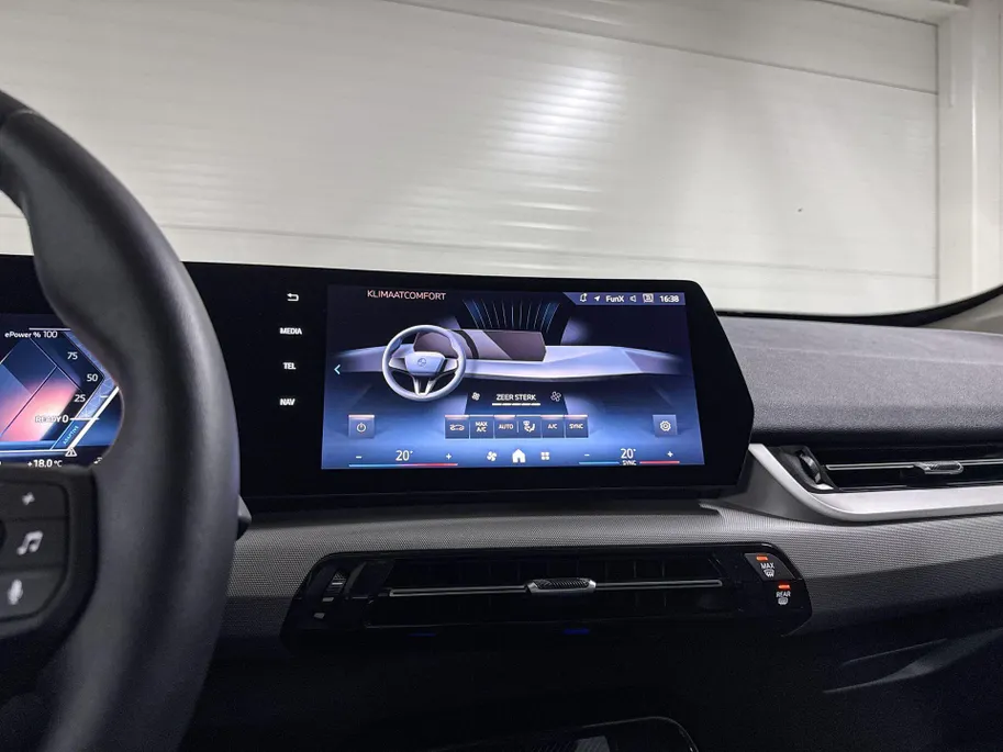 BMW iX1 xDrive30