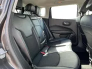 Jeep Compass 1.3T Night Eagle Liberty Edition | Trekhaak | Pakeer Camera | Cruise Control | Climate Control | Apple/Android Carplay |