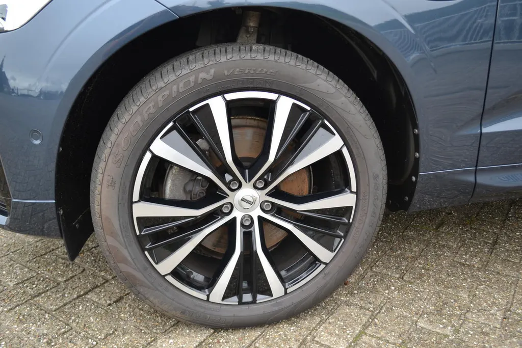 Volvo XC60 T8 PLUG-IN HYBRID AWD ULTIMATE