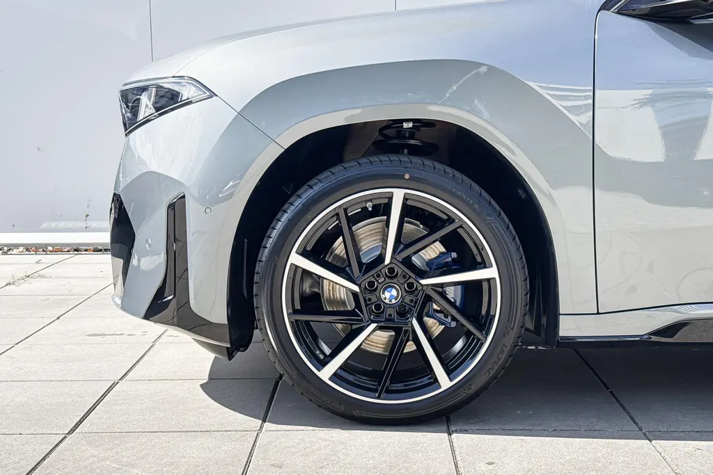 BMW iX3 40 eDrive