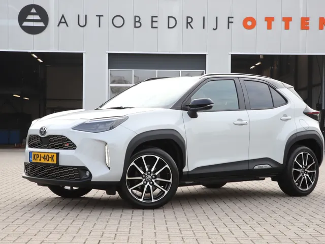 Toyota Yaris Cross 1.5 Hybrid 130 GR SPORT | HEAD-UP | JBL-AUDIO | 18'' LM-VELGEN |PARK-SENSOREN | BLIND SPOT