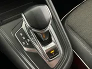Renault Captur 1.6 E-Tech PHEV 160 Intens | Apple Carplay/Android Auto | Parkeercamera | Cruise Control
