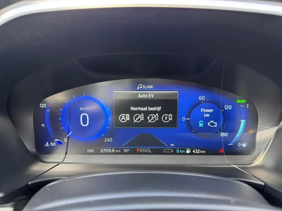 Ford Kuga 2.5 PHEV Titanium | Winter Pack| Keyless Entry| SOH 88%