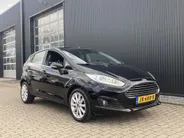 Ford Fiesta 1.0 EcoBoost 100 pk Titanium Navi - voorruitverwarming - cruise control - distributieriem vervangen