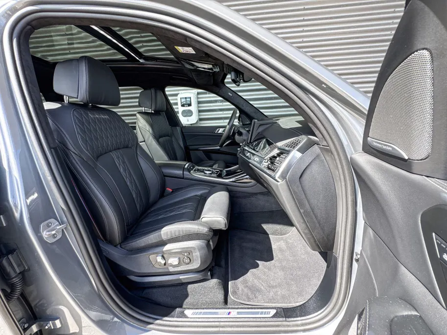 BMW X7 xDrive40i