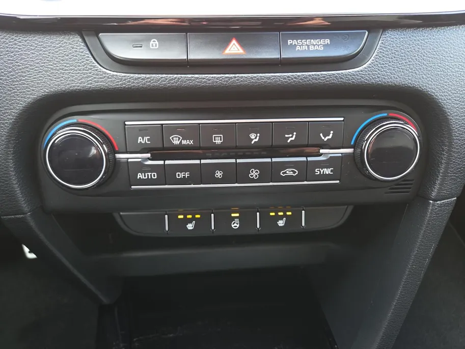 Kia Ceed Sportswagon 1.0 T-GDi GT-Line Business Edition 120 PK | 1e Eigenaar | Dealer onderhouden | Stoelverwarming | JBL | Cruise Control | Camera | Carplay & Android | Metallic lak | NAP
