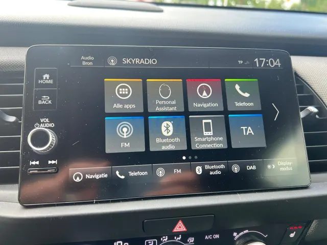 Honda Jazz 1.5 e:HEV Crosstar AUTOMAAT | FULL HYBRID | CAMERA | NAVIGATIE | ADAPTIVE CRUISE CONTROLE | NED. AUTO | LAGE KM STAND 25.738km |