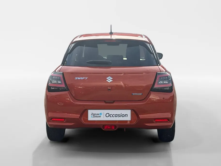 Suzuki Swift 1.2 Style Smart Hybrid Automaat | Climate Control | Stoelverwarming | Navigatie | Dodehoek detectie | Achteruitrijcamera | Adapt. Cruise Control | 12 maanden garantie