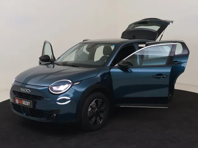 Fiat 600 1.2 Hybrid Urban