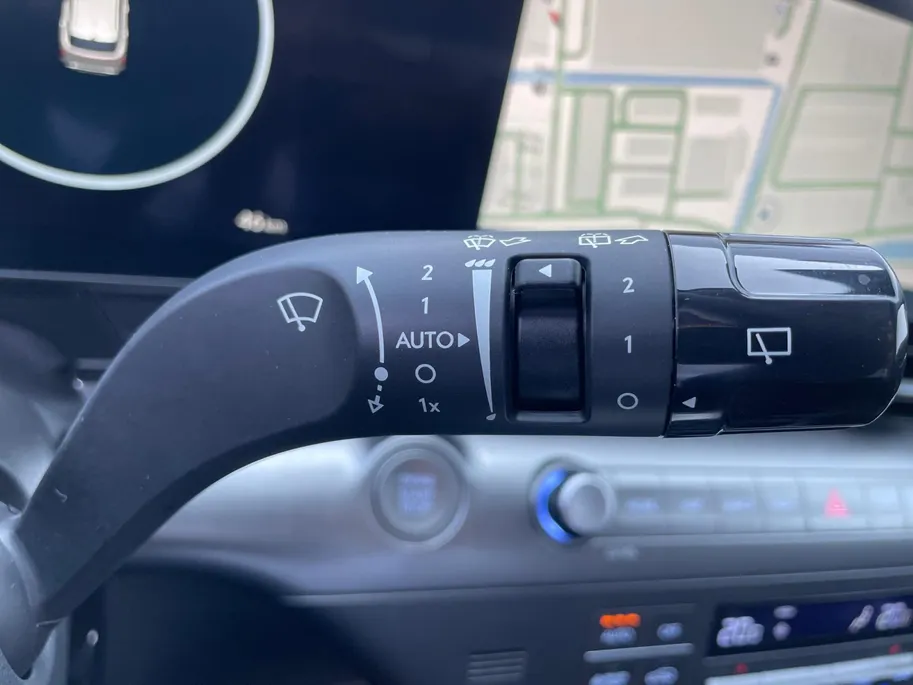 Hyundai Kona 1.6 GDI HEV Premium | Lederen bekleding| Stoelverwarming V+A | Bose |360 graden camera|