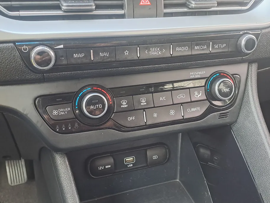 Kia Niro 1.6 GDi Hybrid DynamicLine AUTOMAAT | GROOT scherm | Navigatie | Camera | Adaptieve Cruise | Climate | Apple Carplay/Android Auto
