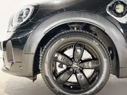 MINI Countryman Cooper SE ALL4 Essence
