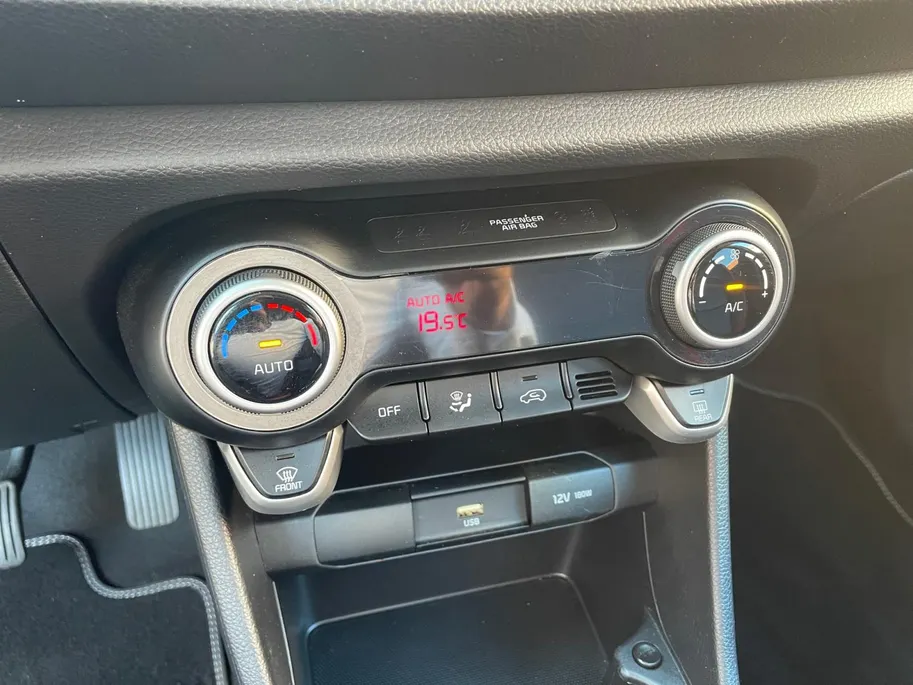 Kia Picanto 1.0 DPi GT-Line | Navigatie| Climate Controle| Lichtmetalen velgen| Camera| Parkeersensoren| Metalliclak
