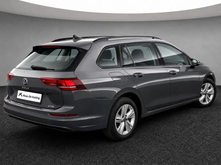 Volkswagen Golf Variant 1.5eTSI/116PK Life Edition · Navigatie · Trekhaak · Apple/Android Car Play · Stoelverwarming · Garantie t/m 26-03-2027