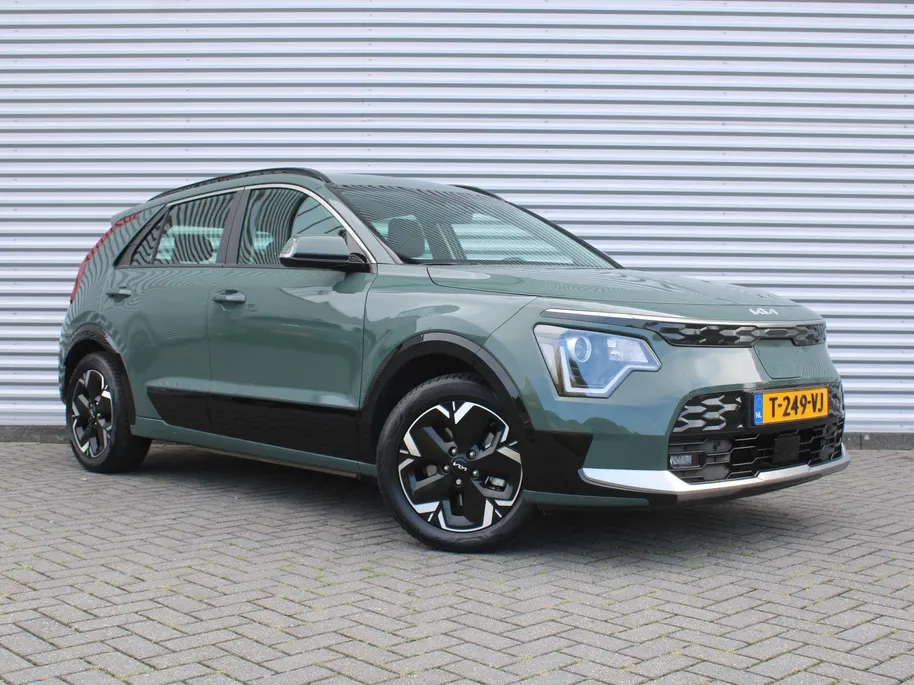Kia Niro EV DynamicLine 64.8 kWh | Trekhaak | Camera | Clima | Cruise adapt. | Navi | 17' LM | Keyless | Apple Carplay/Android Auto |