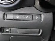 Nissan Juke 1.6 Hybrid Pulse |360grd camera| Bose | Parkeersensoren voor en achter | Navigatie | Automaat| Stoel verwarming | Lederen bekleding | 19inch Wielen| Stuurverwarming |
