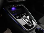 Audi A3 Sportback 45 TFSIe 272pk S-Tronic S edition Competition · Panoramdak · Camera · SONOS Sound · Head-Up Display · Matrix LED · Garantie t/m 28-09-2030 of 100.000km