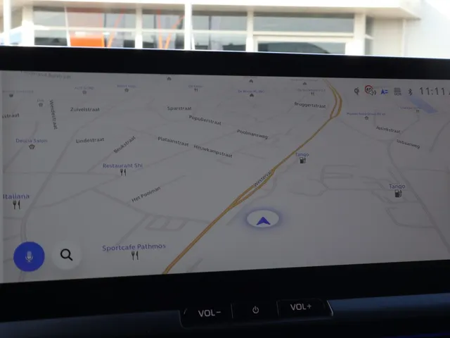 Toyota C-HR 2.0 PHEV 220 Executive | Panoramadak | Stoel/Stuur Verwarming