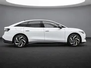 Volkswagen ID.7 Pro Business 286pk 77 kWh · SOH 97,2% · 360 Camera · Head-Up · Alarm · Elek. Trekhaak · Keyless · Elek. Voorstoelen · 20'' Inch · Gratis onderhoud & APK t/m 30-01-2030 · EXTRA INRUILKORTING ·