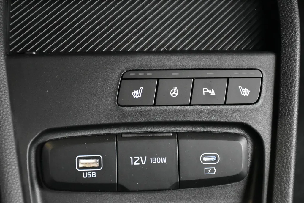 Kia Stonic 1.0 T-GDi MHEV 115pk DynamicPlusLine