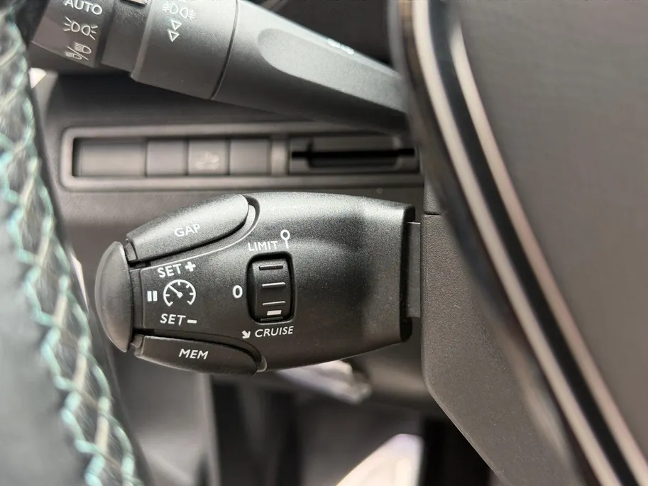 Peugeot 3008 1.2 PureTech Crossway Avantage | Navigatie | Camera | Cruise/Climate Control | 12 MAANDEN GARANTIE!