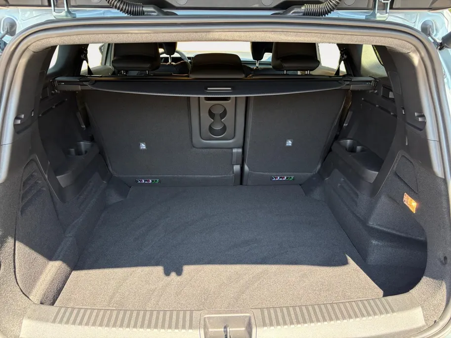 Renault Espace E-Tech full hybrid 200 esprit Alpine 5p. | Direct Leverbaar | €3500,- korting| Gratis 5 jaar garantie tot 100.000km  op = op | Navigatie | LMV | Camera | ACC | Carplay |