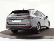 Volkswagen Passat Variant R-Line Edition 1.5 eHybrid 272 PK versn. DSG · Assistance Pakket Plus · Black Style Pakket Plus · Multimedia Pakket Plus · Trekhaak inklapbaar, met elektrische ontgrendeling, incl. Trailer Assist ·