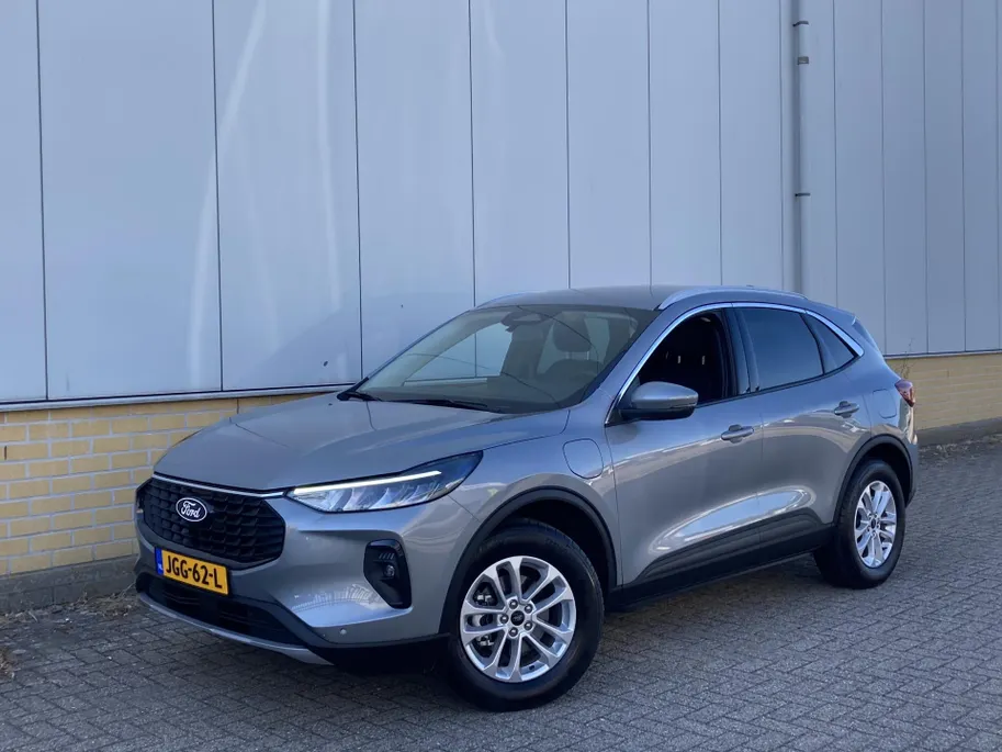 Ford Kuga 2.5 PHEV Titanium Elektrisch wegklapbare trekhaak - Draadloos opladen telefoon - Navigatie - Camera - DEMO