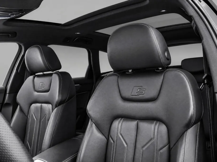 Audi A6 Avant 55 TFSI e quattro 367pk S Competition · Panoramadak · Camera · Leder · Apple/Android Car Play · Adaptive Cruise Control · Stuurwiel verwarmd ·