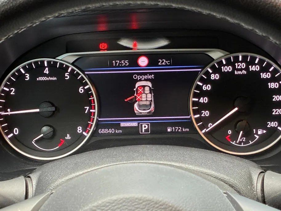 Nissan Juke 1.0 DIG-T N-Connecta CRUISE CONTROL | STOELVERWARMING | CLIMA | AUTOMAAT