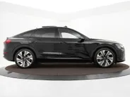Audi Q8 Sportback e-tron 55 quattro S Edition 408pk / 115 kWh · SOH 93,6% · Panoramadak · 360 Camera · Luchtvering · Keyless · 360 Camera · Keyless · Matrix LED · 22'Velgen ·