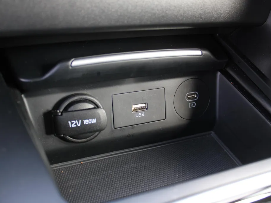 Kia Ceed Sportswagon 1.5 T-GDi DCT7 DynamicLine | Automaat | BTW Auto | Navi | Clima | Cruise adapt. | 16' LM | Camera | LED |