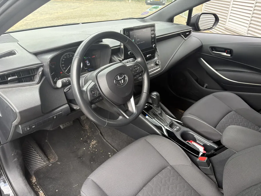 Toyota Corolla Touring Sports 1.8 Hybrid Business | Camera | Adaptieve Cruise | Airco | Apple Carplay/Android Auto