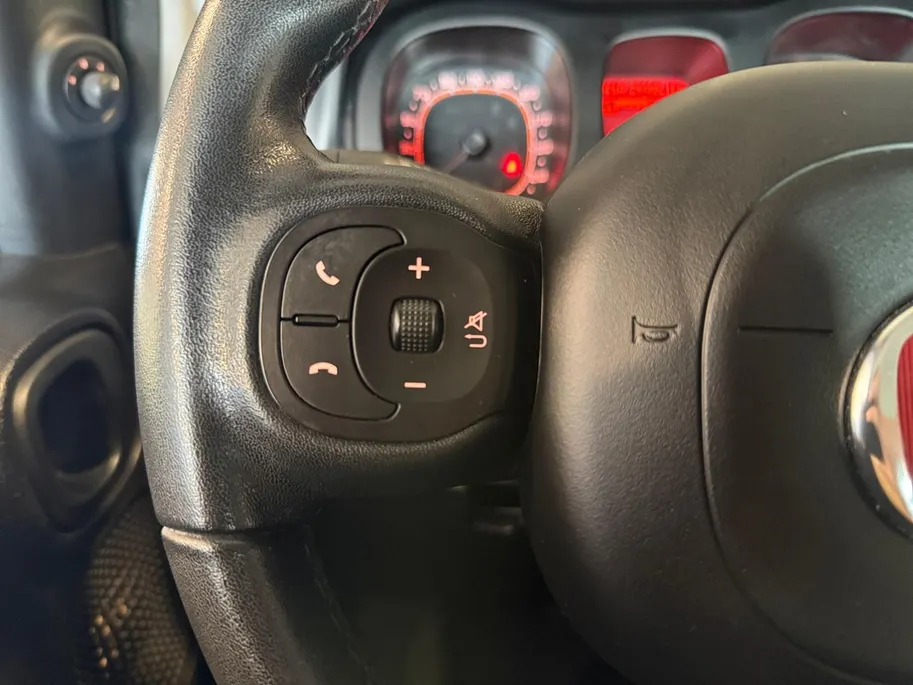 Fiat Panda 0.9 TwinAir Lounge *Automaat*Bluetooth*Airco*Parkeersensoren*L.M. Velgen*Trekhaak