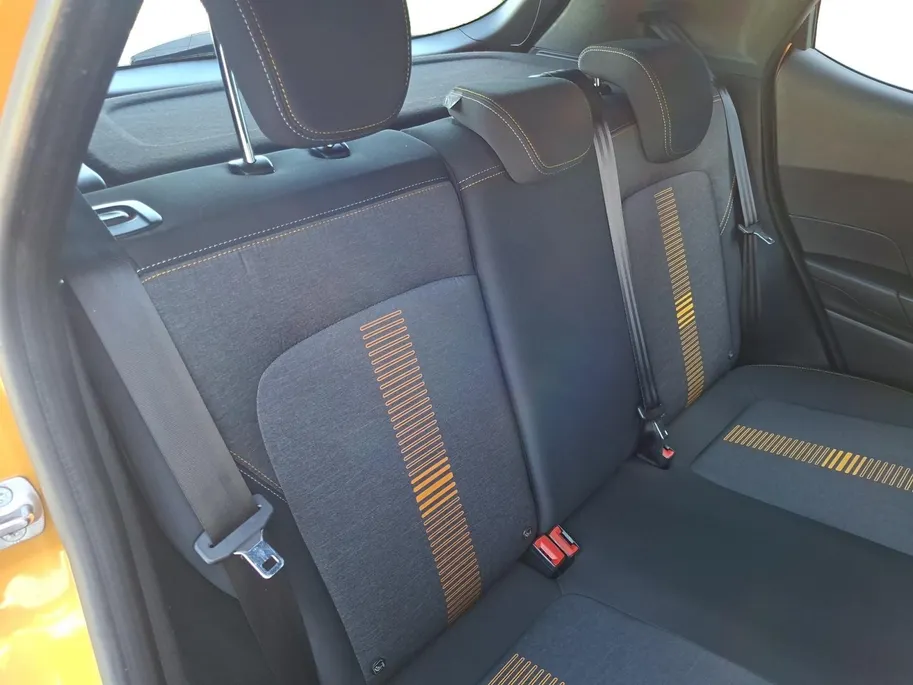 Ford Fiesta 1.0 EcoBoost Active First Edition | Climate Control | Voorruitverwarming | Adaptive cruisecontrol | 17' Lichtmetaal | Navigatie | Parkeersensoren |