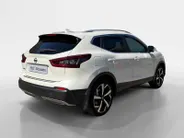 Nissan QASHQAI 1.3 DIG-T Tekna | Extra set winterbanden | Rondom camera | Stoel verwarming | Climate | Pano | Telefoon |