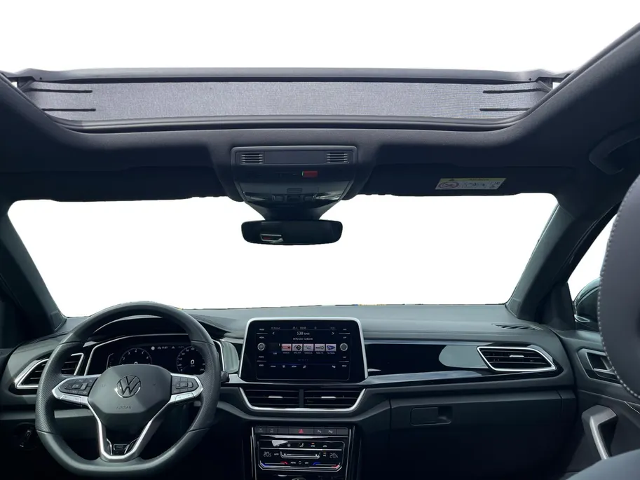 Volkswagen T-Roc 1.5 TSI R-Line Edition | Panoramadak | Parkeercamera | Adaptieve Cruise Control