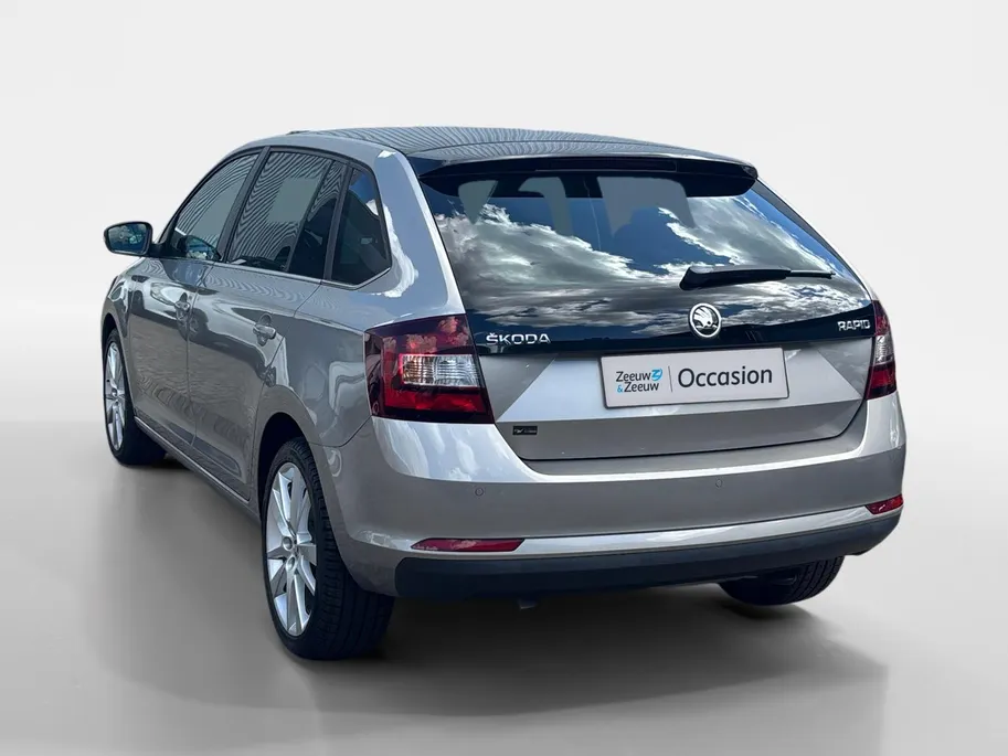 Škoda Rapid Spaceback 1.0 TSI Greentech Clever | Panoramadak | Climate Control | Cruise Control | Stoelverwarming | Parkeersensoren achter | DAB |
