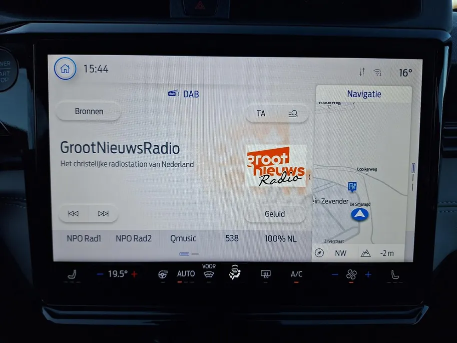 Ford Puma Gen-E 46,8 kWh | Winterpack | Comfort Pack | Camera | Apple Carplay&Android Auto | Climate Control | El. Achterklep | Navigatie | Nieuw te bestellen! |
