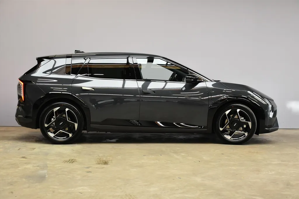 Kia EV4 81,4 kWh 204PK GT-Line Business Edition NIEUW VOORRAADACTIE DIRECT LEVERBAAR