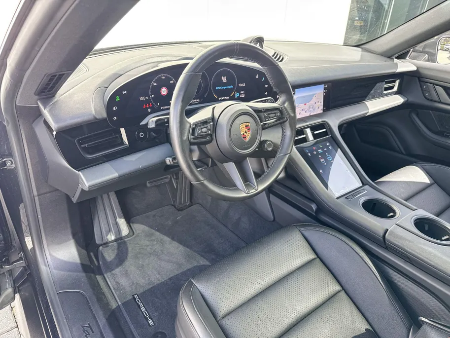 Porsche Taycan Cross Turismo 4 93 kWh