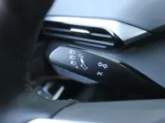 Volkswagen ID.4 Pure 52 kWh | Stuur- / Stoel- / Voorruit Verwarming | Clima | 19' LM | Cruise adapt. | PDC | Navi |